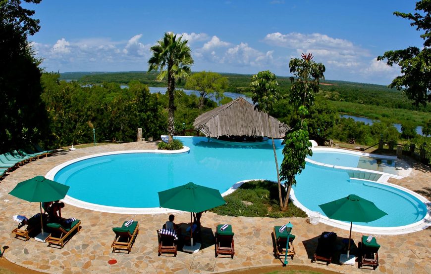 Paraa Safari Lodge