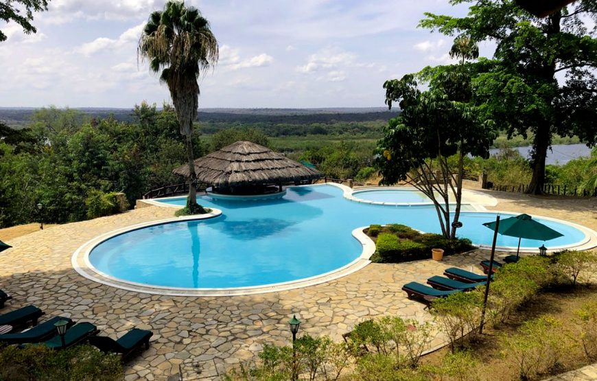 Paraa Safari Lodge