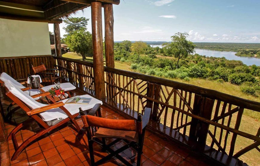 Paraa Safari Lodge